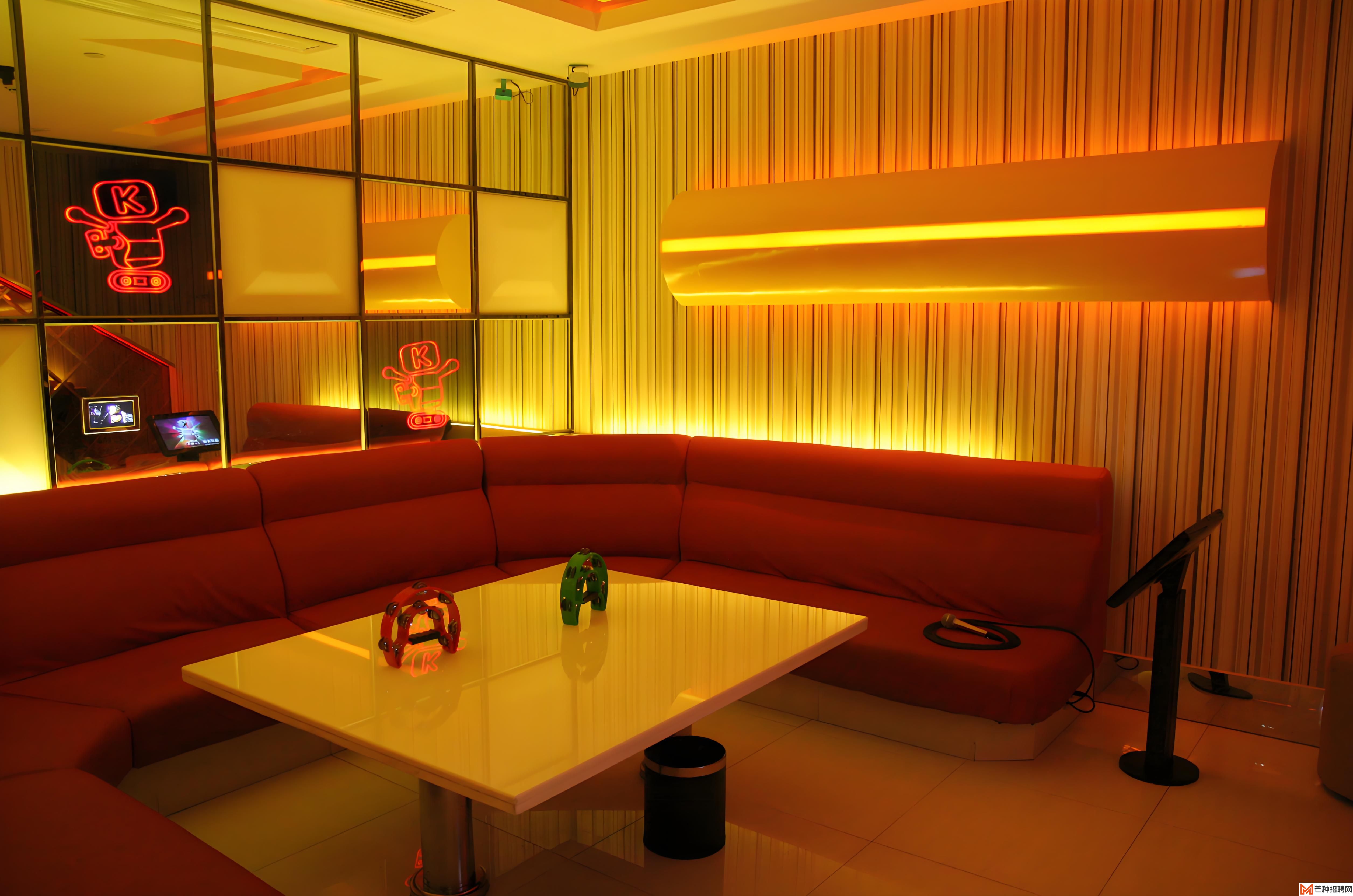 杭州十大夜场酒吧排行榜：最佳环境与体验的指南