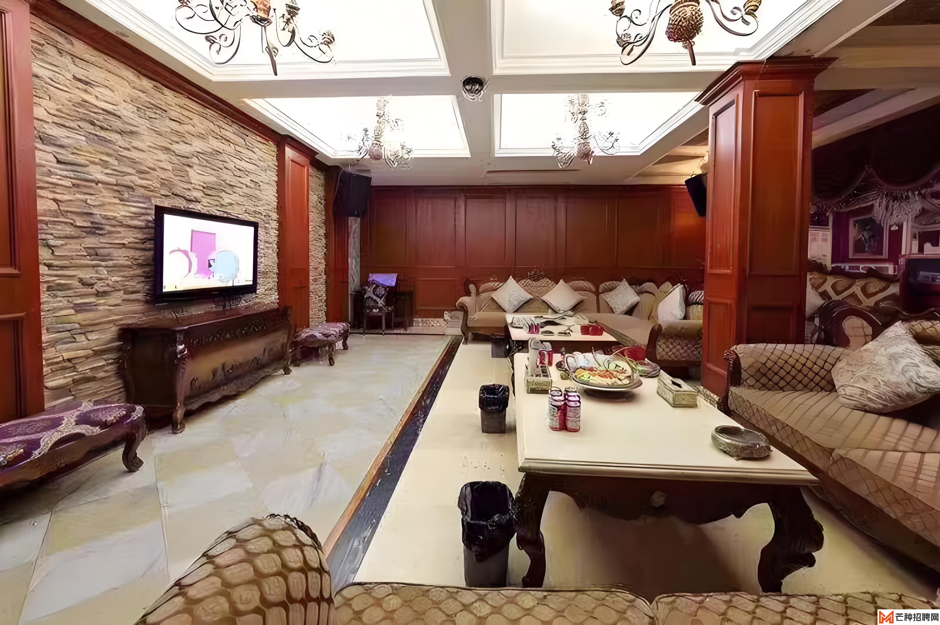 魅力无限，快乐无限：加入我们的银泰城夜场团队！